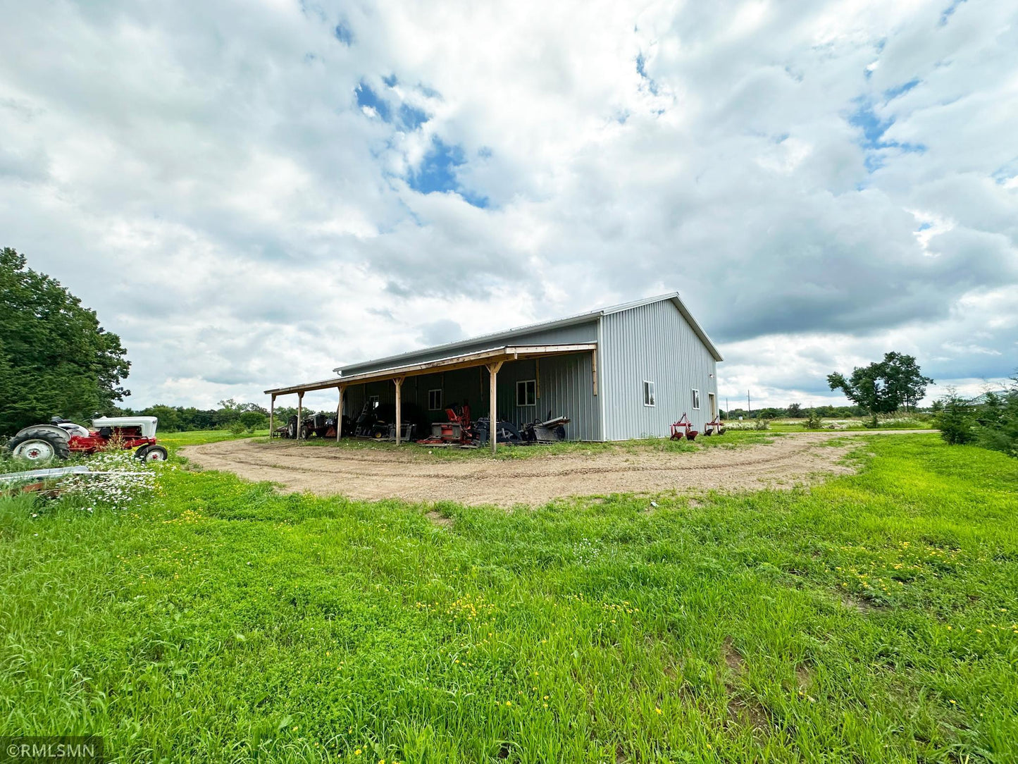 13796 State Highway 55 , Annandale, MN 55302