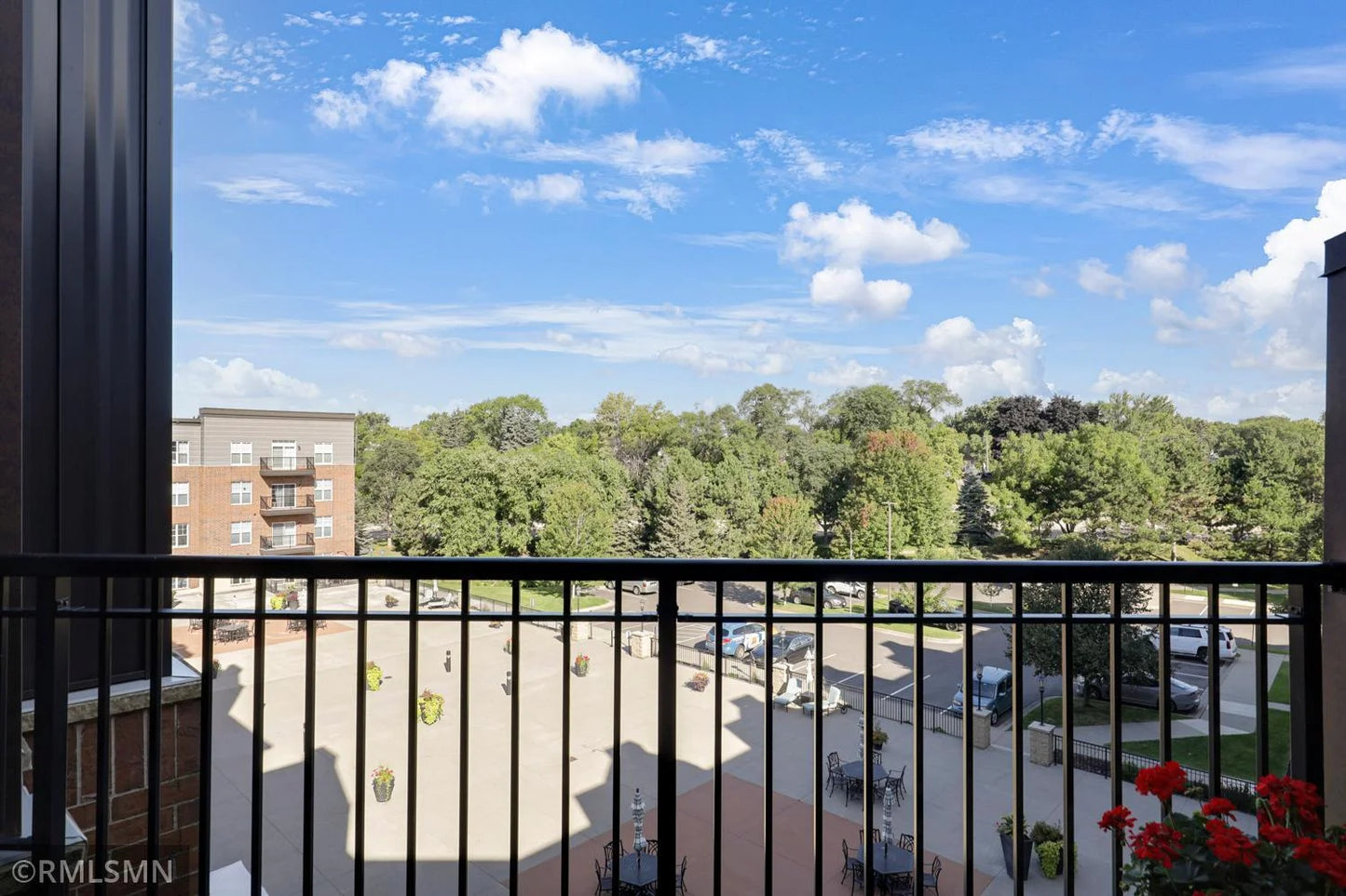 1800 Graham Avenue, Saint Paul, MN 55116