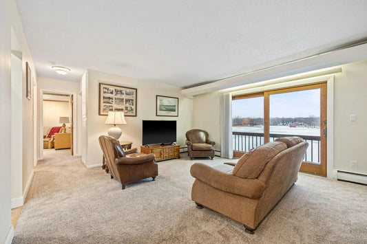 5400 Three Points Boulevard, Mound, MN 55364