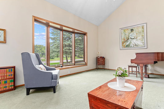 10210 183rd Street, Lakeville, MN 55044