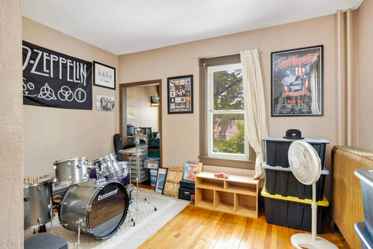 1102 Pacific Street, Saint Paul, MN 55106