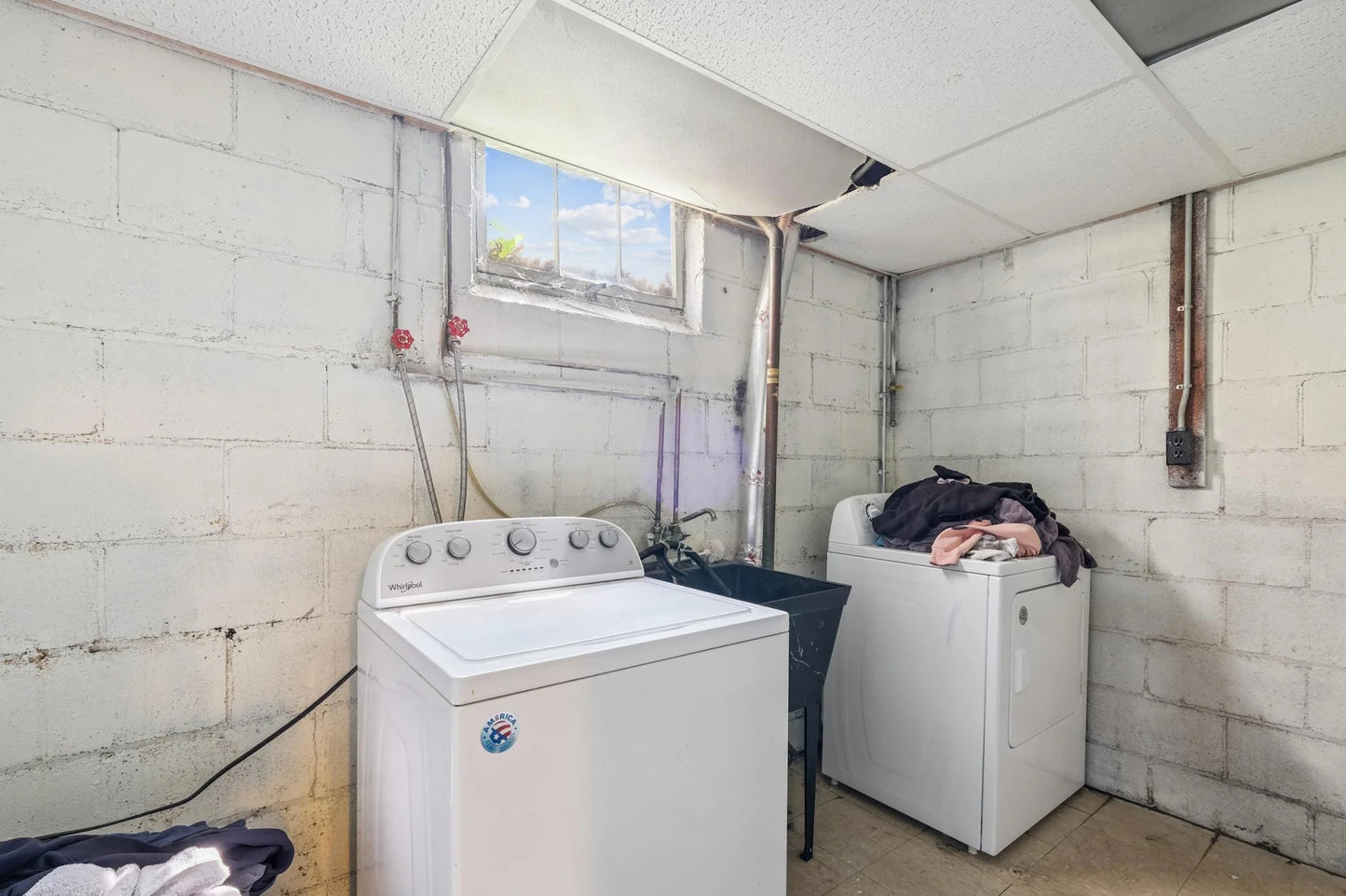 4518 Yates Avenue, Crystal, MN 55422