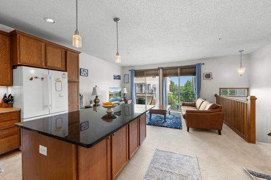 4735 Victor Path, Hugo, MN 55038