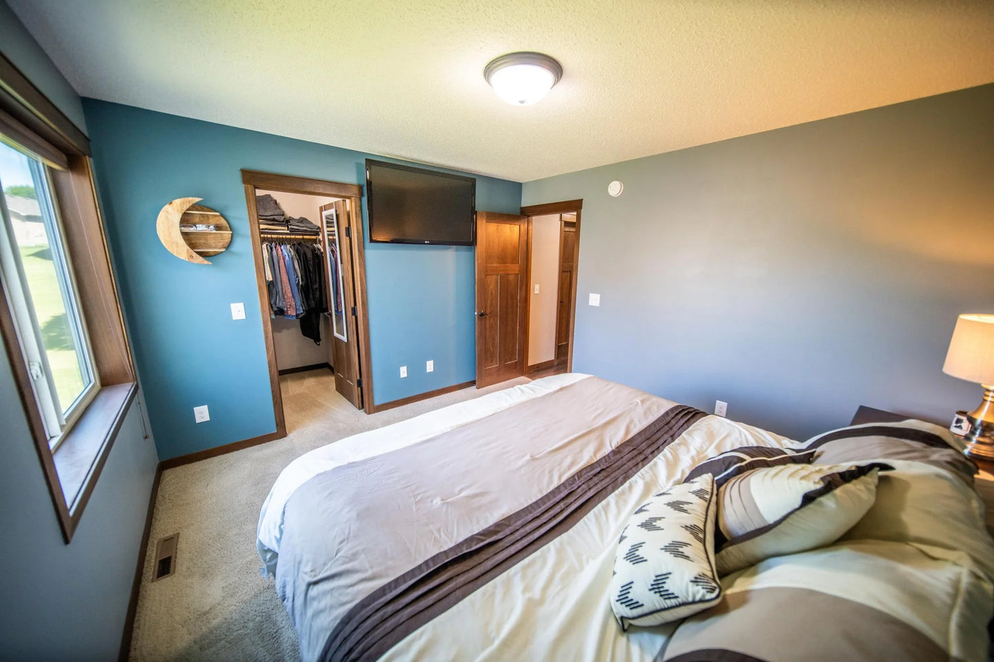 426 Creek Avenue , Delano, MN 55328