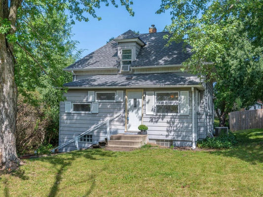 5102 Memorial Trail, Prior Lake, MN 55372