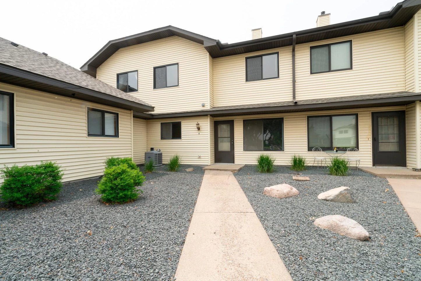 5425 Orleans Lane, Plymouth, MN 55442