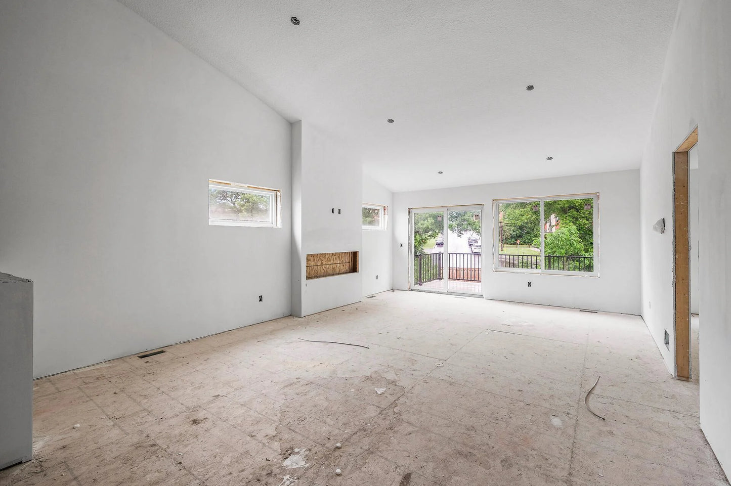 230 Mccarrons Place, Roseville, MN 55113