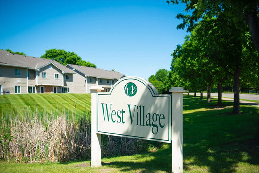 710 Village Road, Chanhassen, MN 55317