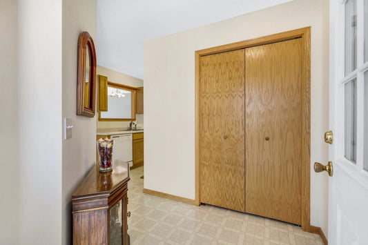 10450 64th Way, Albertville, MN 55301