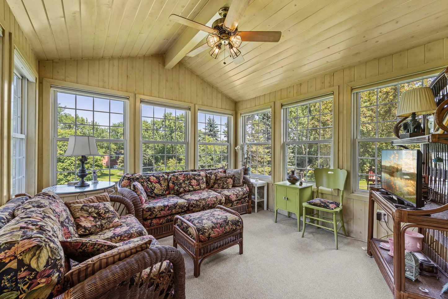 4466 Victoria Street, Shoreview, MN 55126