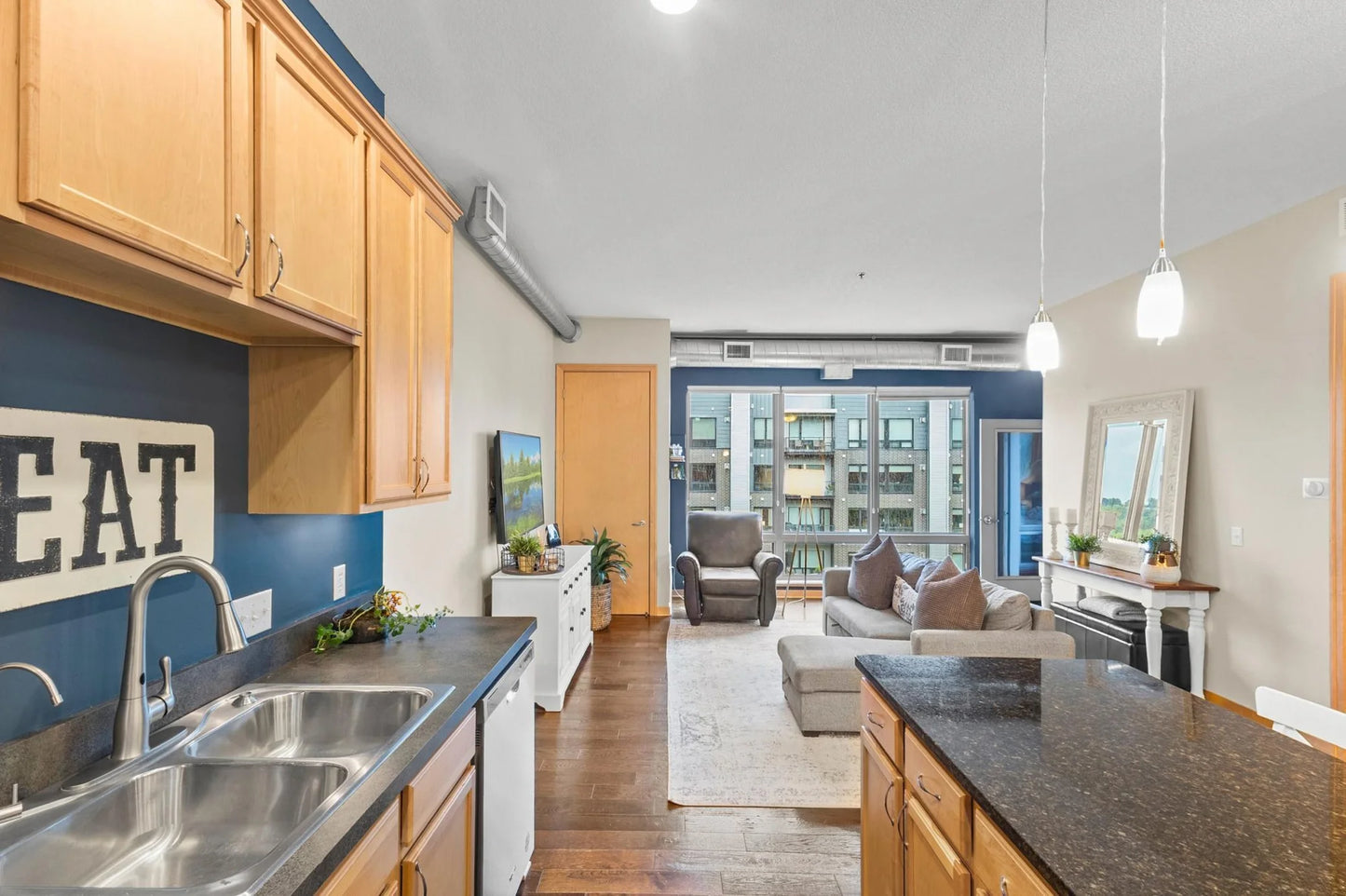 240 Spring Street, Saint Paul, MN 55102