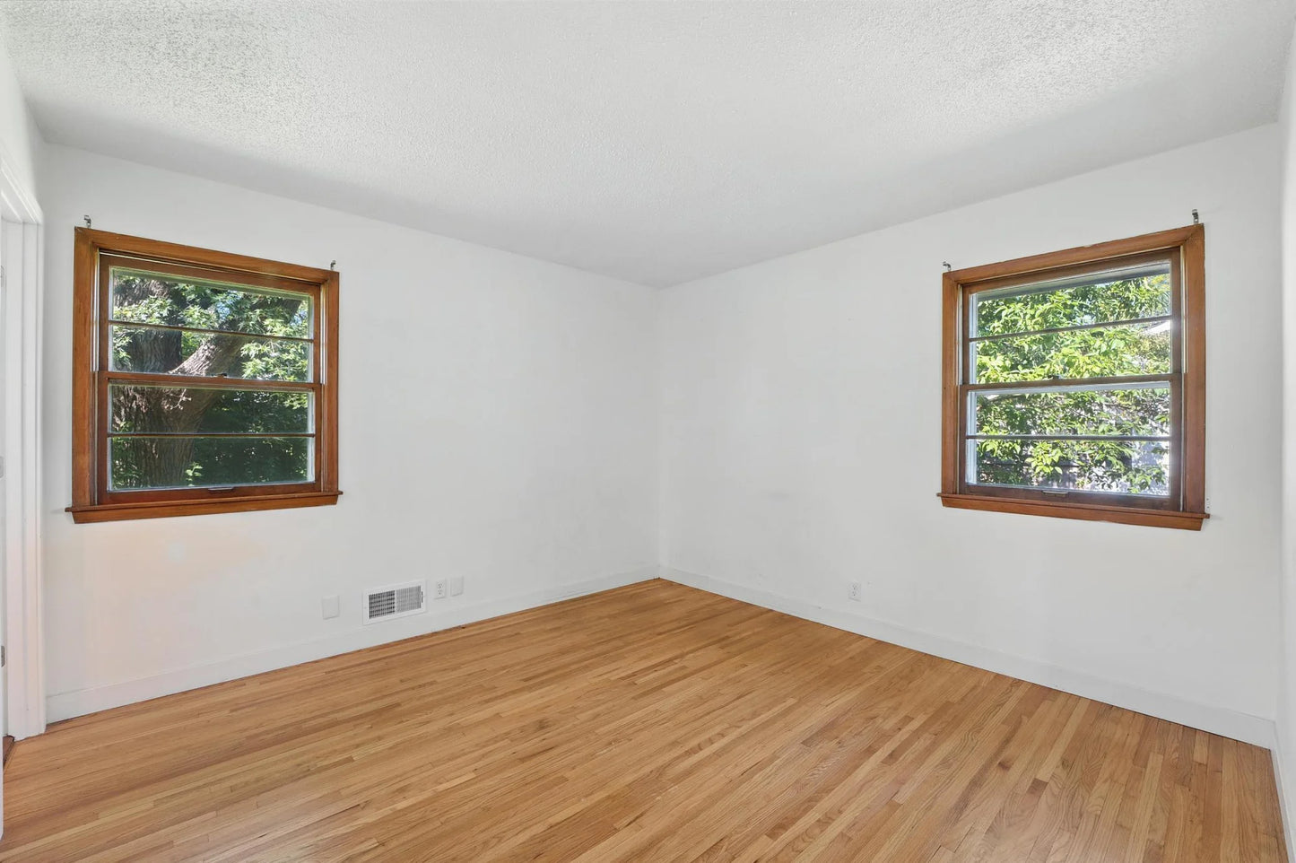4533 85th Street, Bloomington, MN 55437