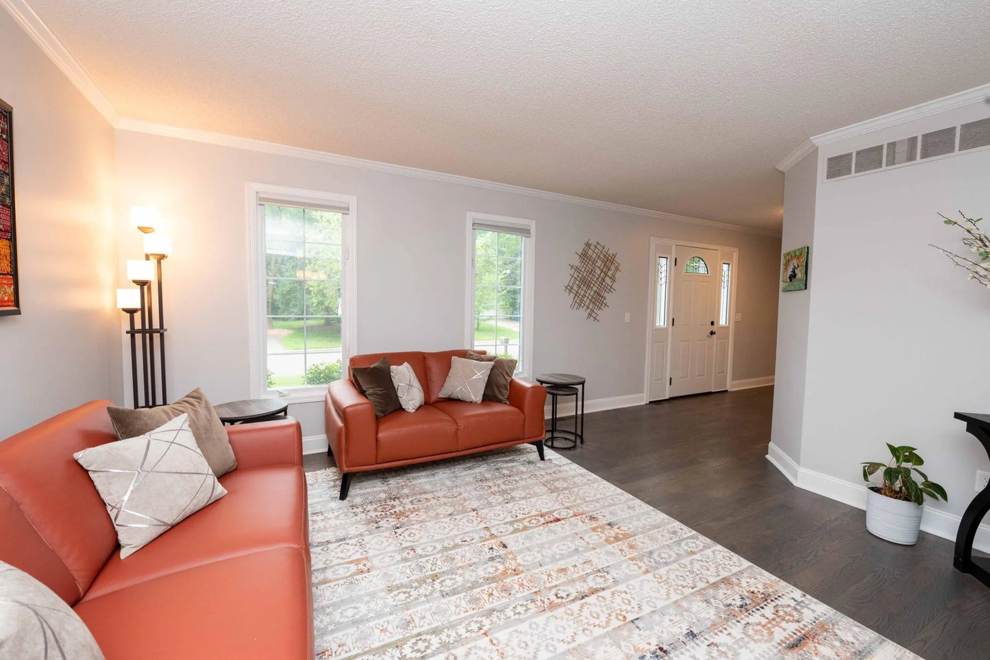 4810 Juneau Lane, Plymouth, MN 55446