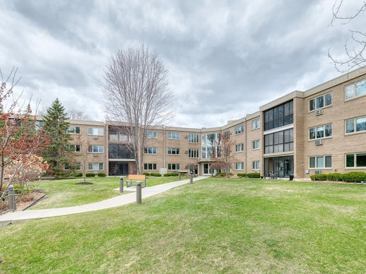4360 Brookside Court, Edina, MN 55436