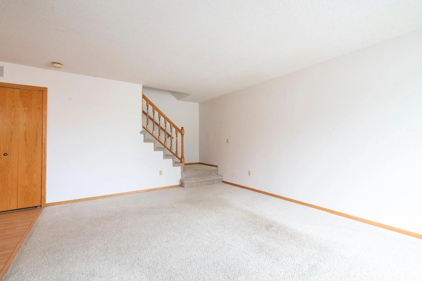5425 Orleans Lane, Plymouth, MN 55442