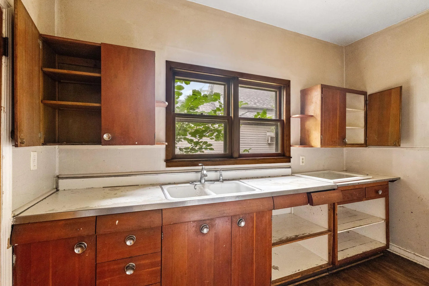 514 Sherburne Avenue, Saint Paul, MN 55103