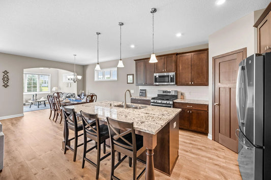 1045 Roselyn Drive, Victoria, MN 55386