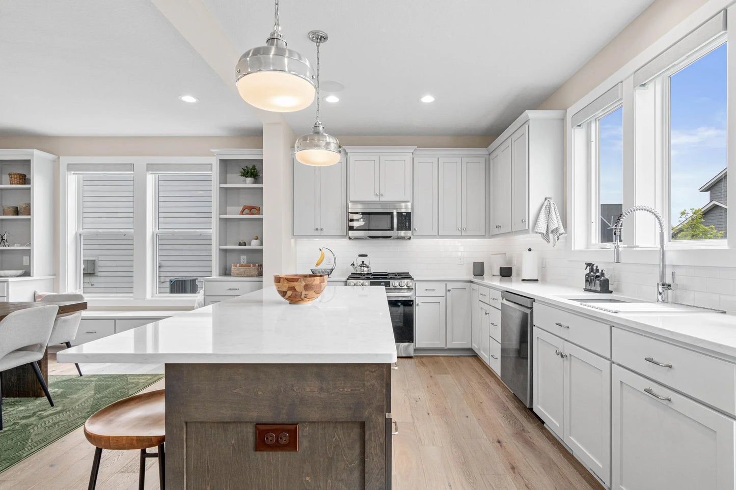 5068 Airlake Draw , Woodbury, MN 55129
