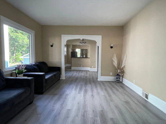 482 Edmund Avenue, Saint Paul, MN 55103