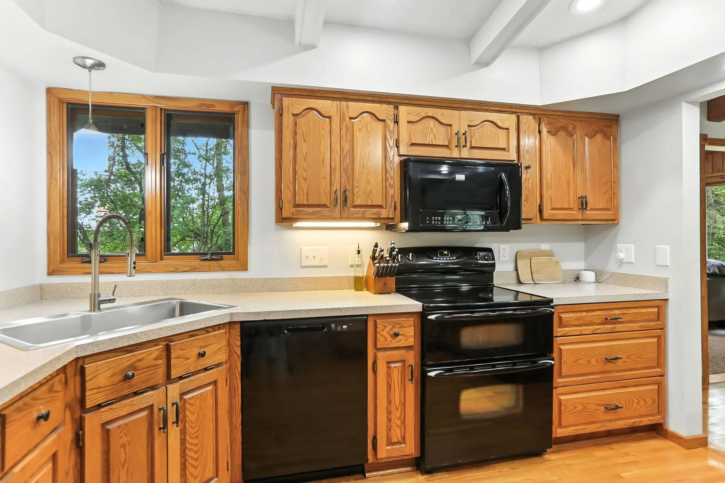 504 135th Street, Burnsville, MN 55337