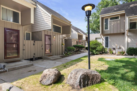 4352 4th Avenue, Minneapolis, MN 55409