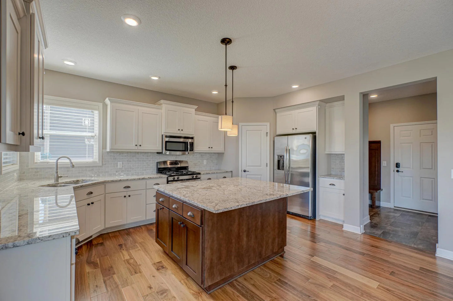 4764 Ashton Curve, Woodbury, MN 55129