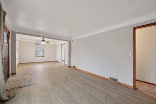 528 Shakopee Avenue, Shakopee, MN 55379
