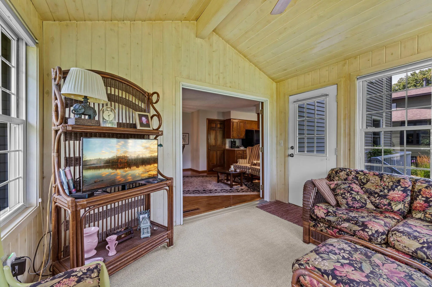 4466 Victoria Street, Shoreview, MN 55126