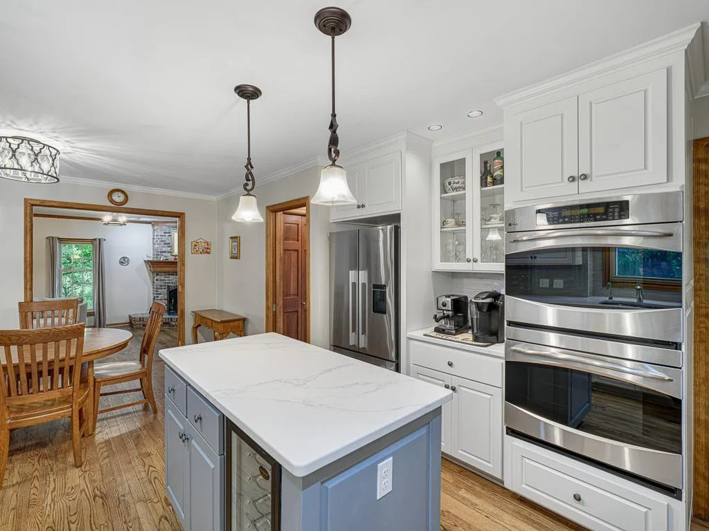 10245 183rd Street, Lakeville, MN 55044