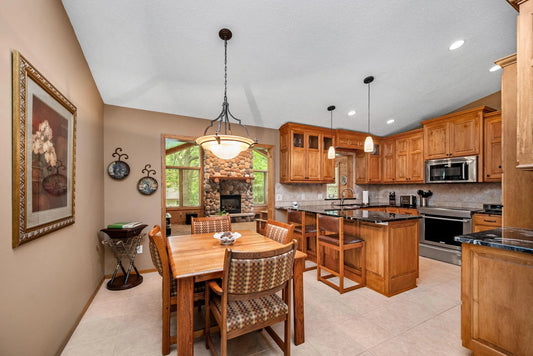 2520 Florida Avenue, Golden Valley, MN 55427