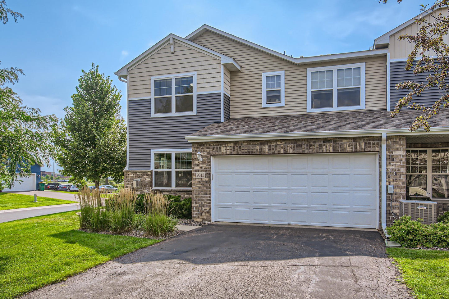 9513 Unity Lane, Brooklyn Park, MN 55443