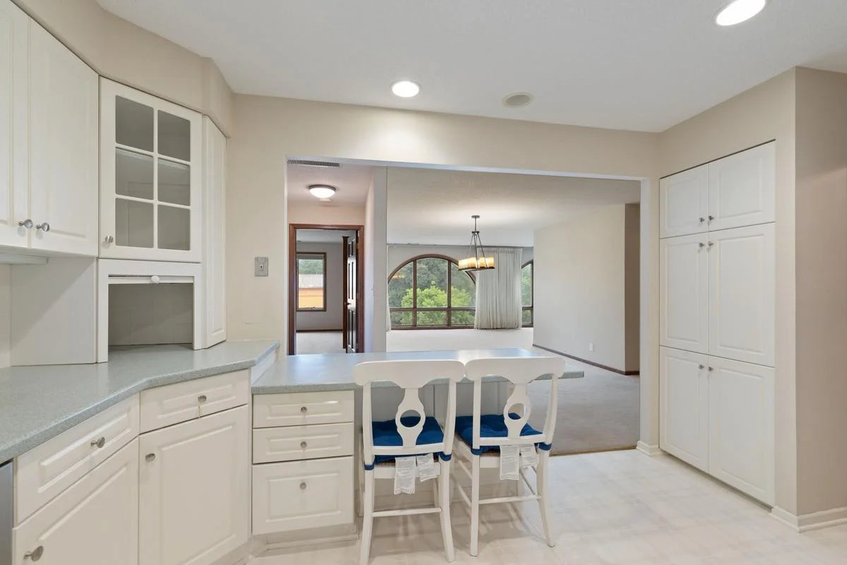 5100 France Avenue, Edina, MN 55410