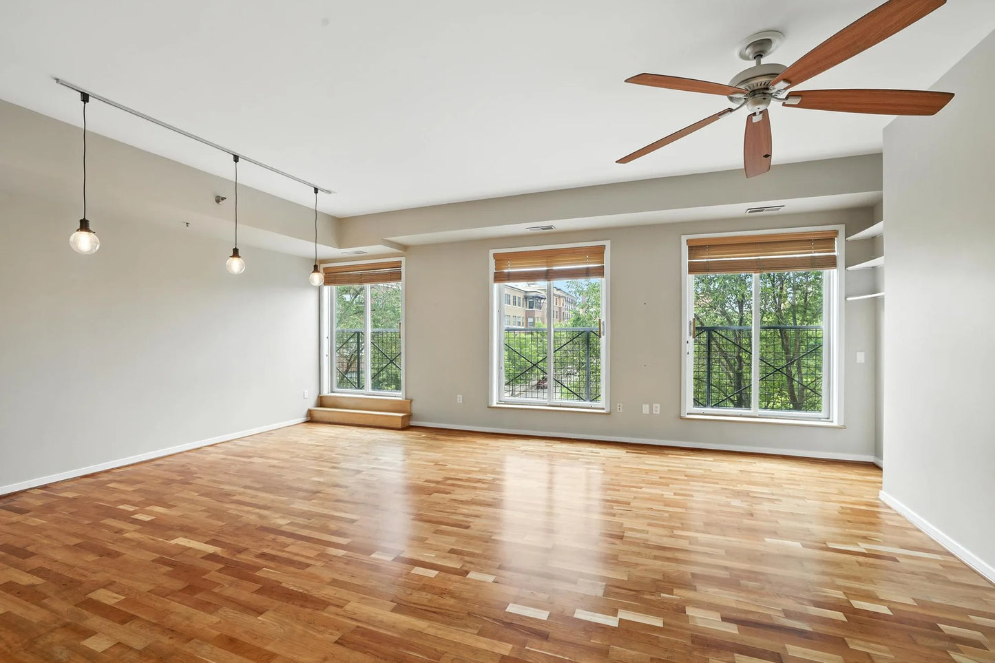 445 Wacouta Street, Saint Paul, MN 55101
