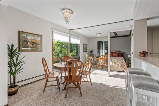 6075 Lincoln Drive, Edina, MN 55436