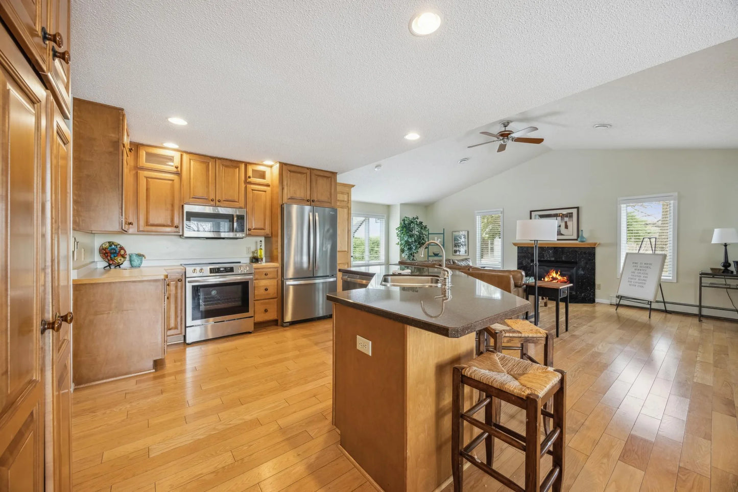 5427 Twin Lake Boulevard, Brooklyn Center, MN 55429