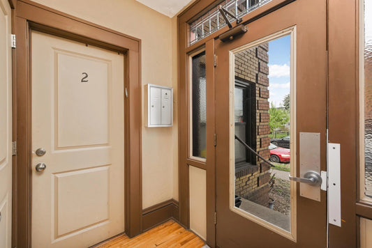 1828 Clinton Avenue, Minneapolis, MN 55404