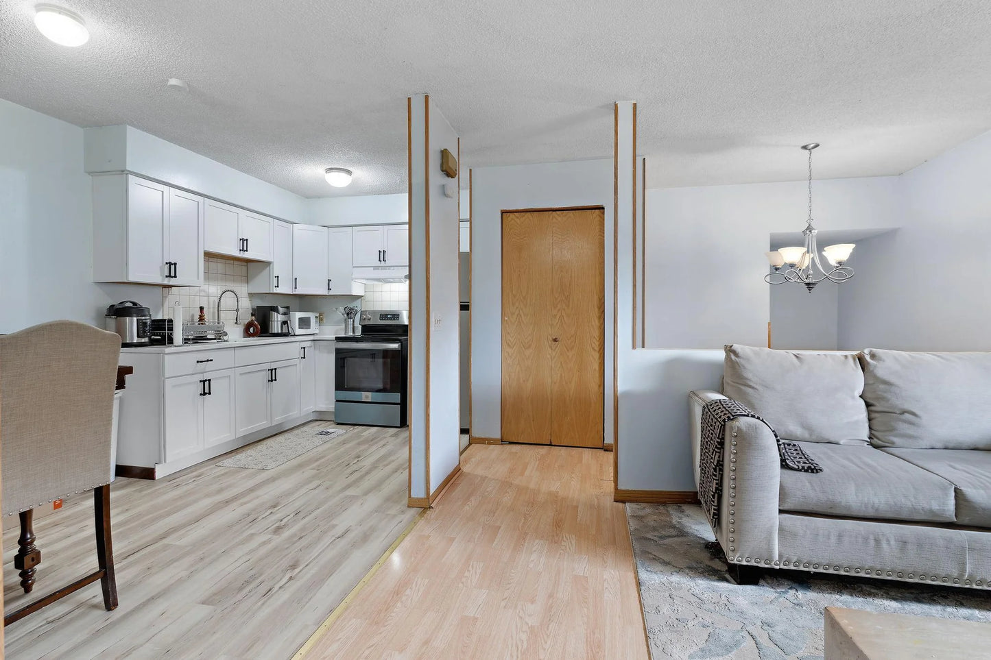 4421 Cinnamon Ridge Circle, Eagan, MN 55122