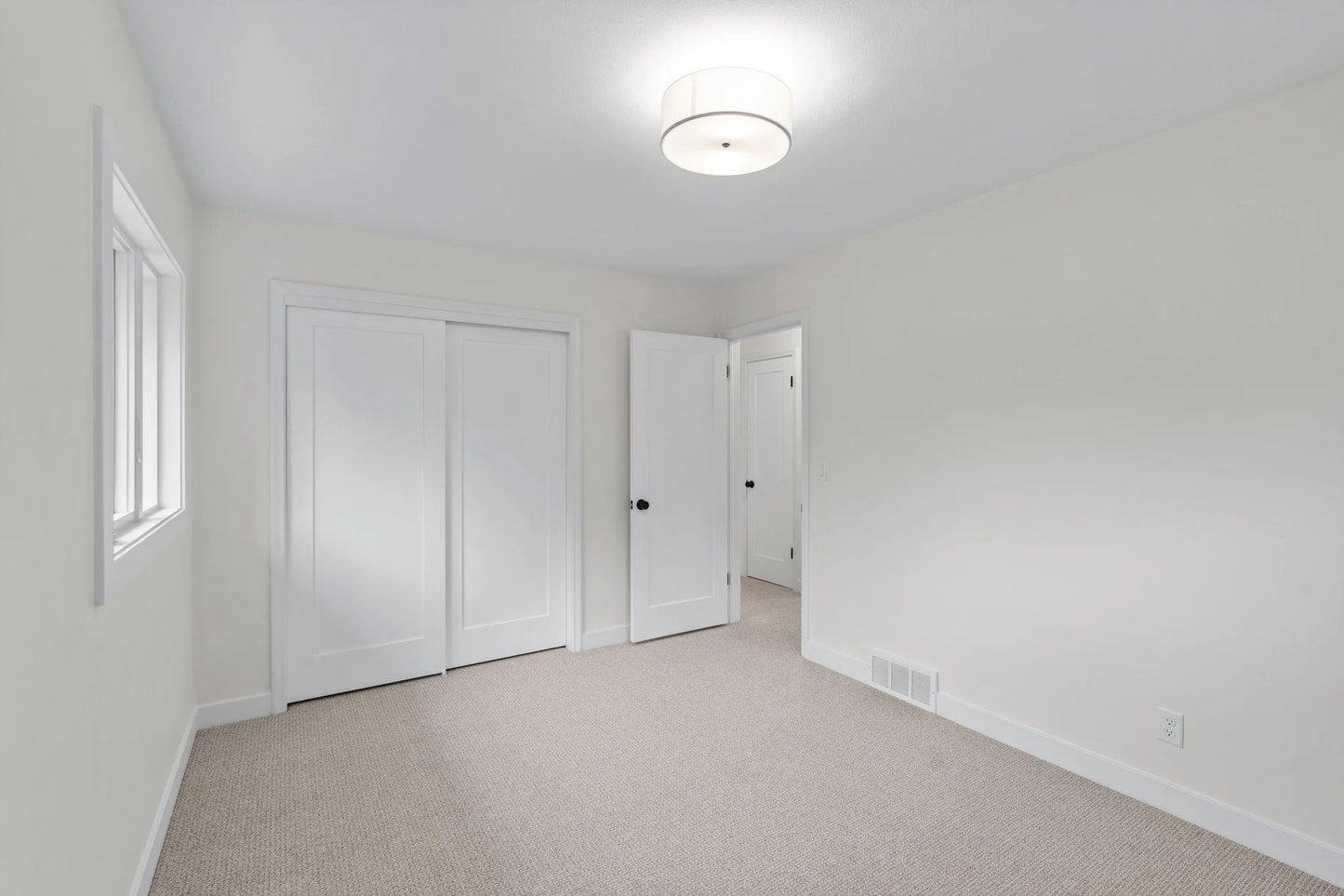 4440 Fondell Drive, Edina, MN 55435