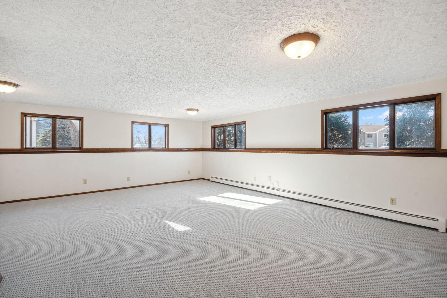 2311 Park Avenue, Faribault, MN 55021