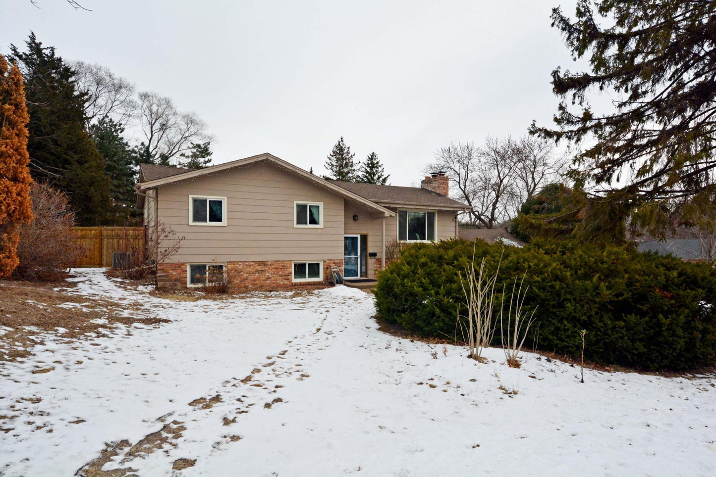 11151 Harrison Avenue, Bloomington, MN 55437