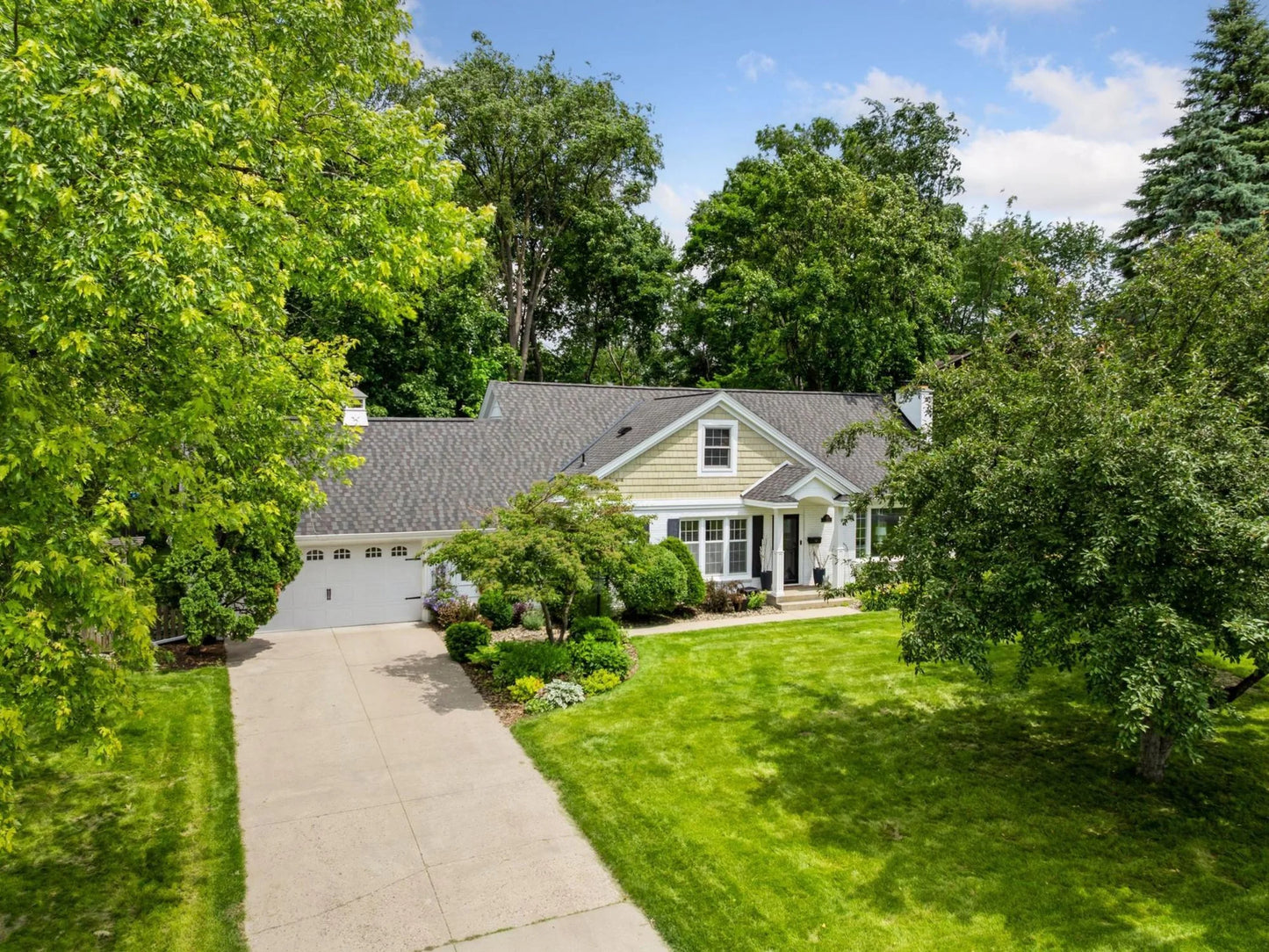 5048 Kent Avenue, Edina, MN 55436