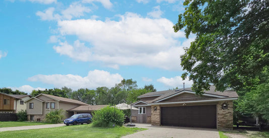 5225 Xenia Avenue, Crystal, MN 55429