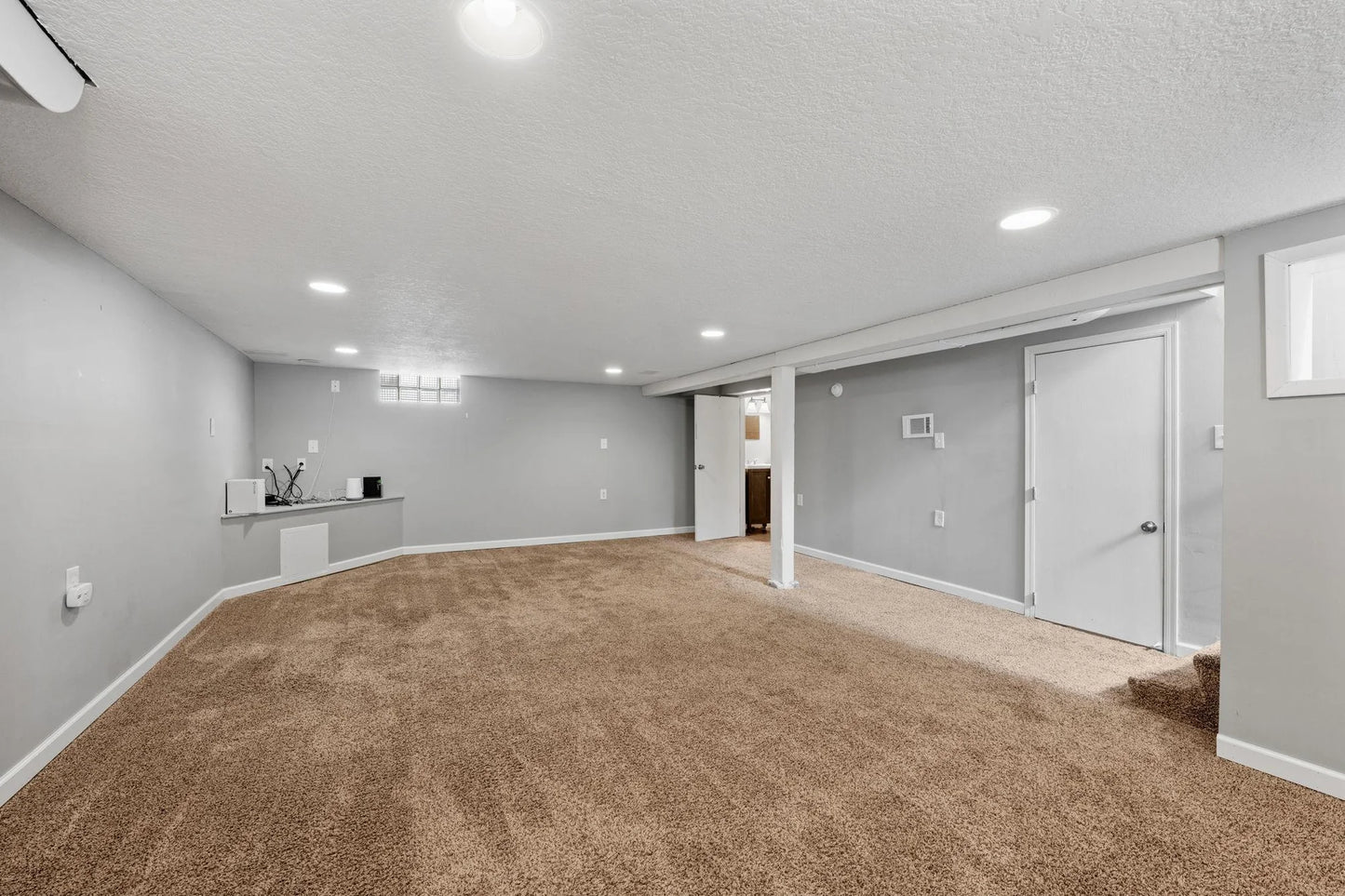 5248 Hampshire Avenue, Crystal, MN 55428