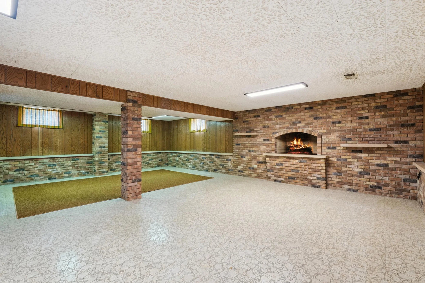 528 Lexington Parkway, Saint Paul, MN 55116