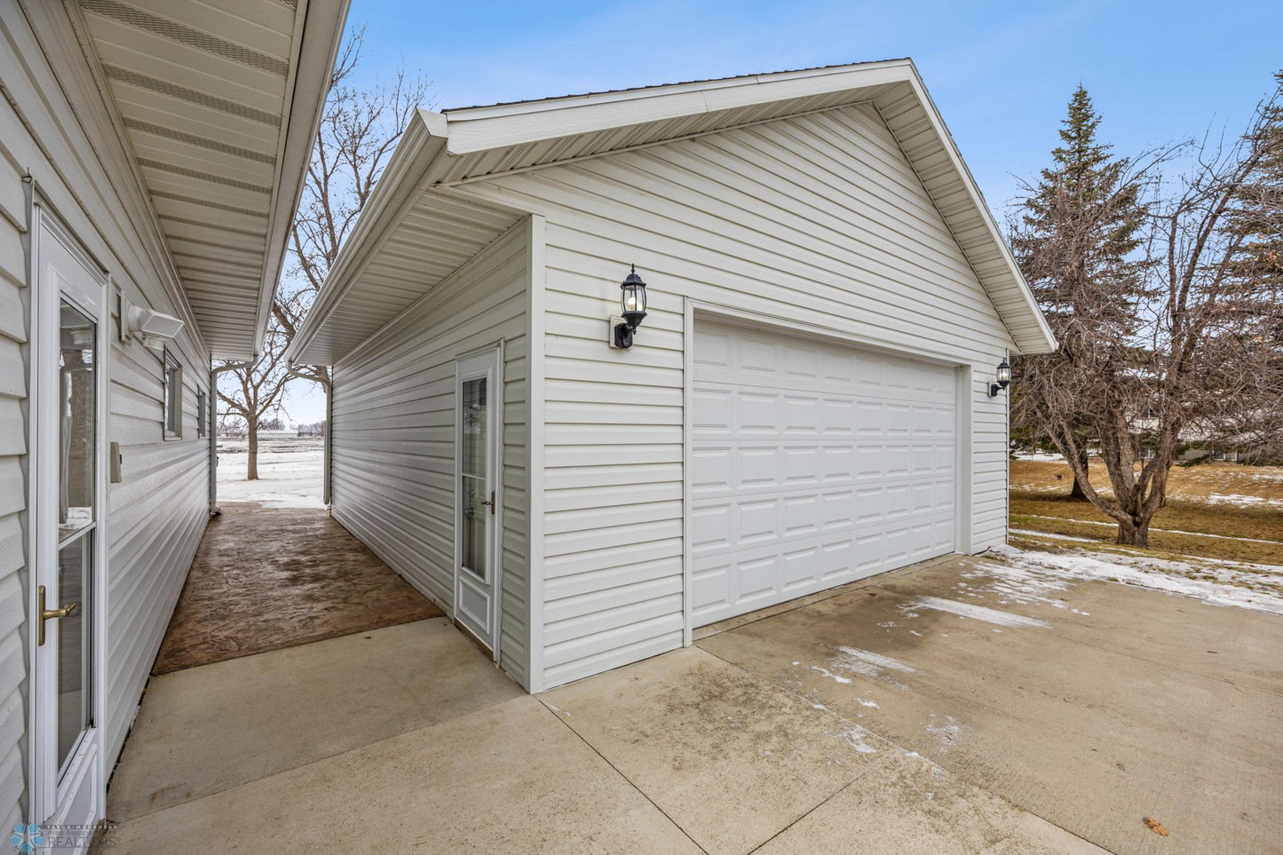 927 50th Street, Moorhead, MN 56560