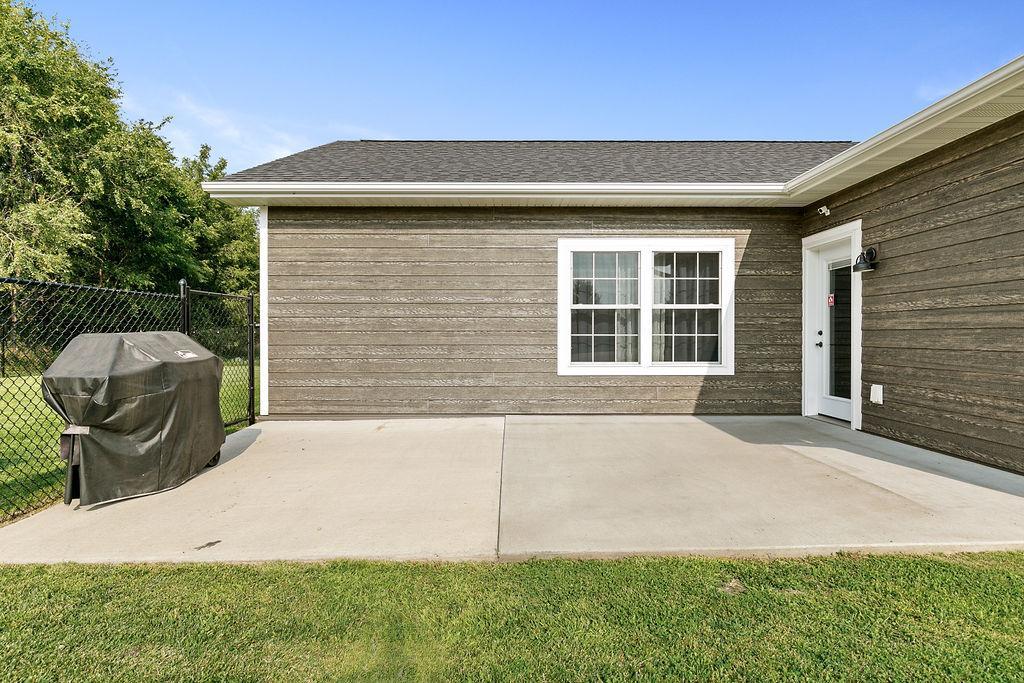 638 Pebble Creek Drive, Saint Cloud, MN 56303