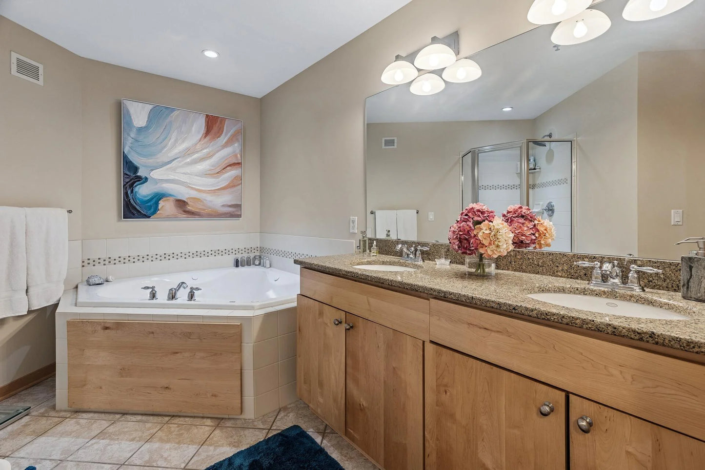 198 Elm Street, Saint Paul, MN 55102