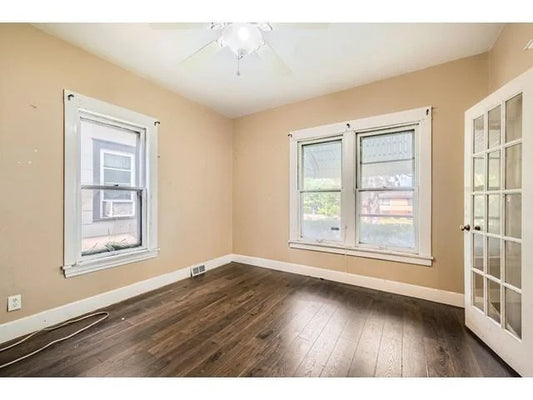 1615 Payne Avenue, Saint Paul, MN 55130
