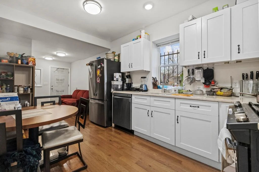 3805 Chicago Avenue, Minneapolis, MN 55407