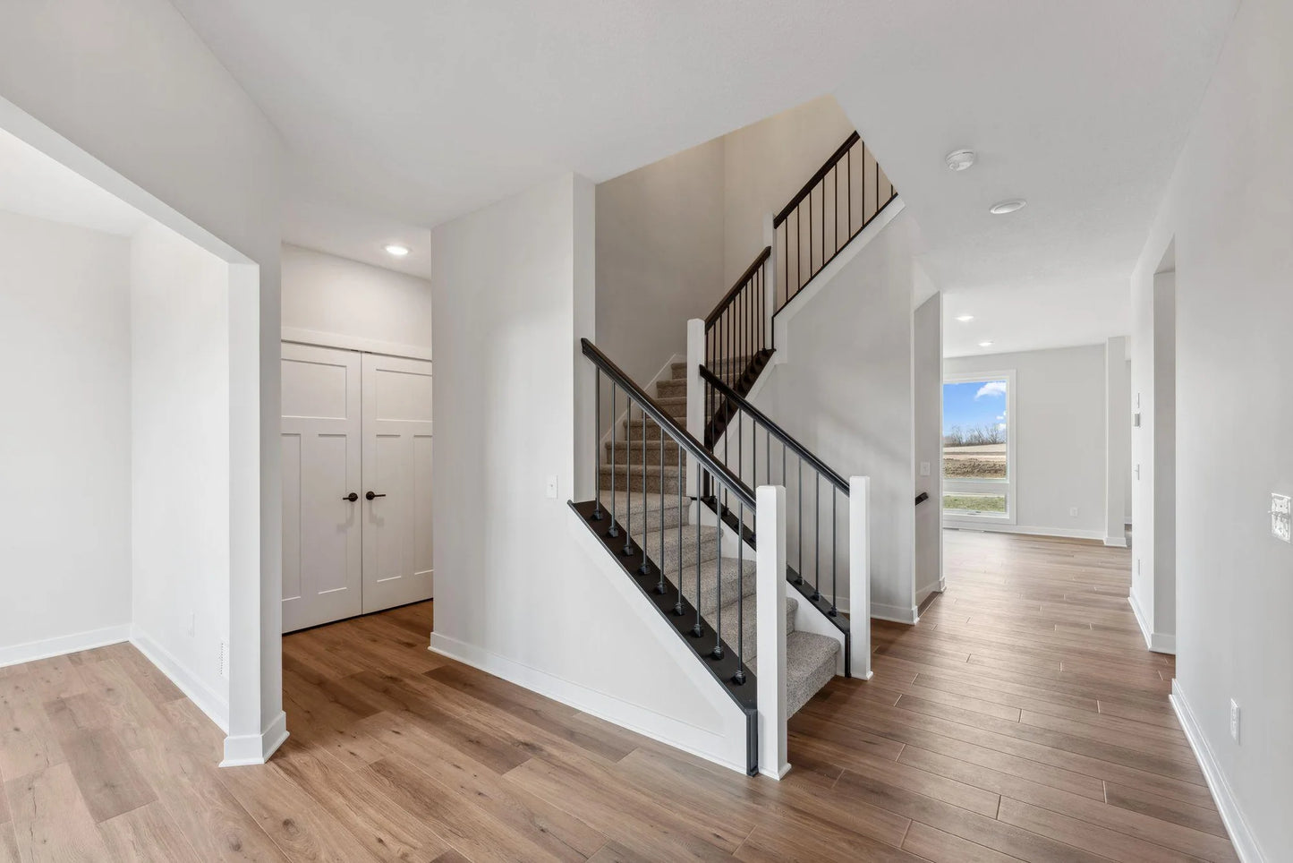 10261 Shadyview Lane, Maple Grove, MN 55311
